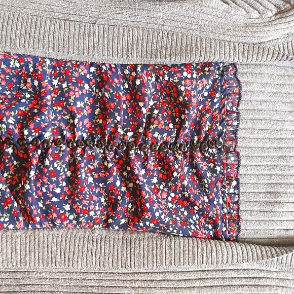 Floral Long Sleeve Blouse - Picture 4 of 4